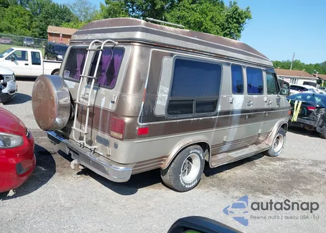 1988 Chevrolet G20 z USA, uszkodzony, nr VIN 1GBEG25K8J7123095